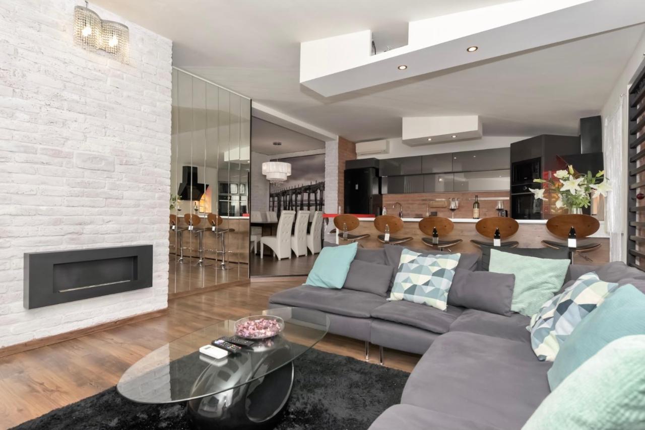 Nightingale Luxury Apartment Budapeste Exterior foto