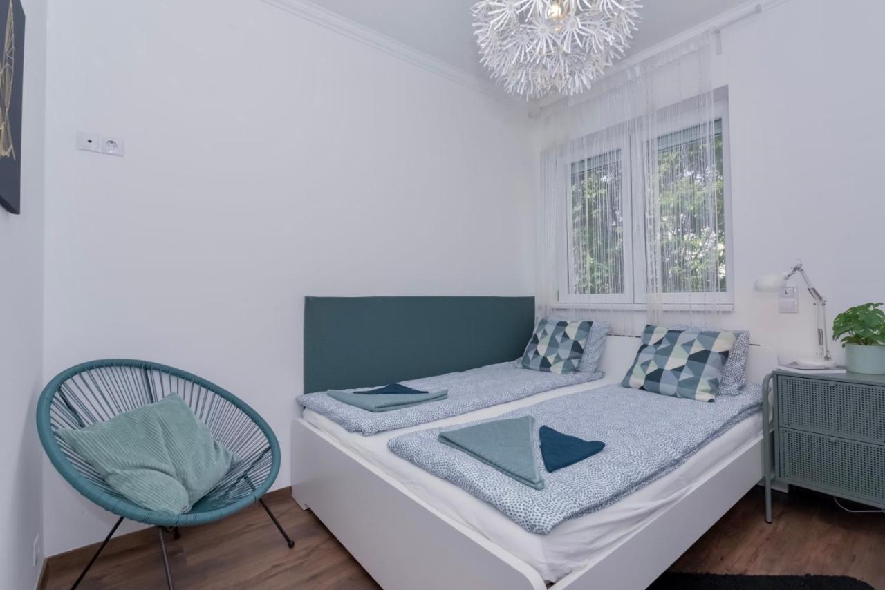 Nightingale Luxury Apartment Budapeste Exterior foto